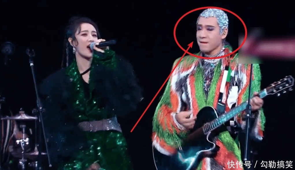 发型|薇娅和二手玫瑰合唱,全程无法认真听歌,都关注梁龙老师的发型了