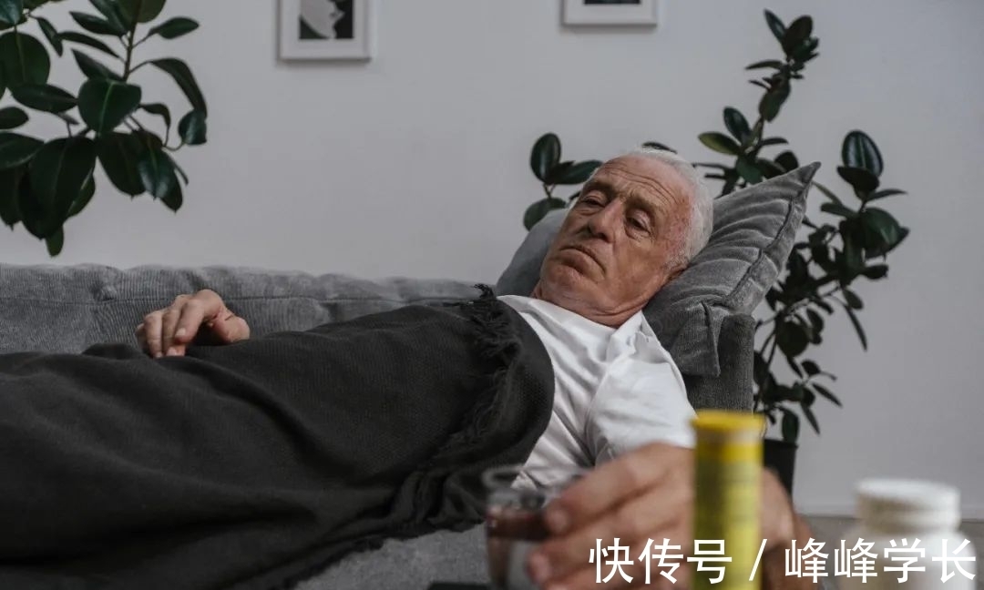 罗贝托·波拉尼奥#值得我们反复阅读!读懂毛姆,才读懂人生