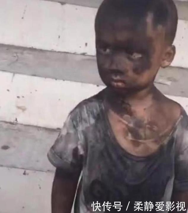 幼儿园|幼儿园放学后,两个孩子一直“无人认领”,亲妈竟然也认不出他们