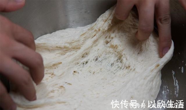 冬天蒸馒头,只用1个窍门,30分钟发满一盆面,馒头白胖又松软