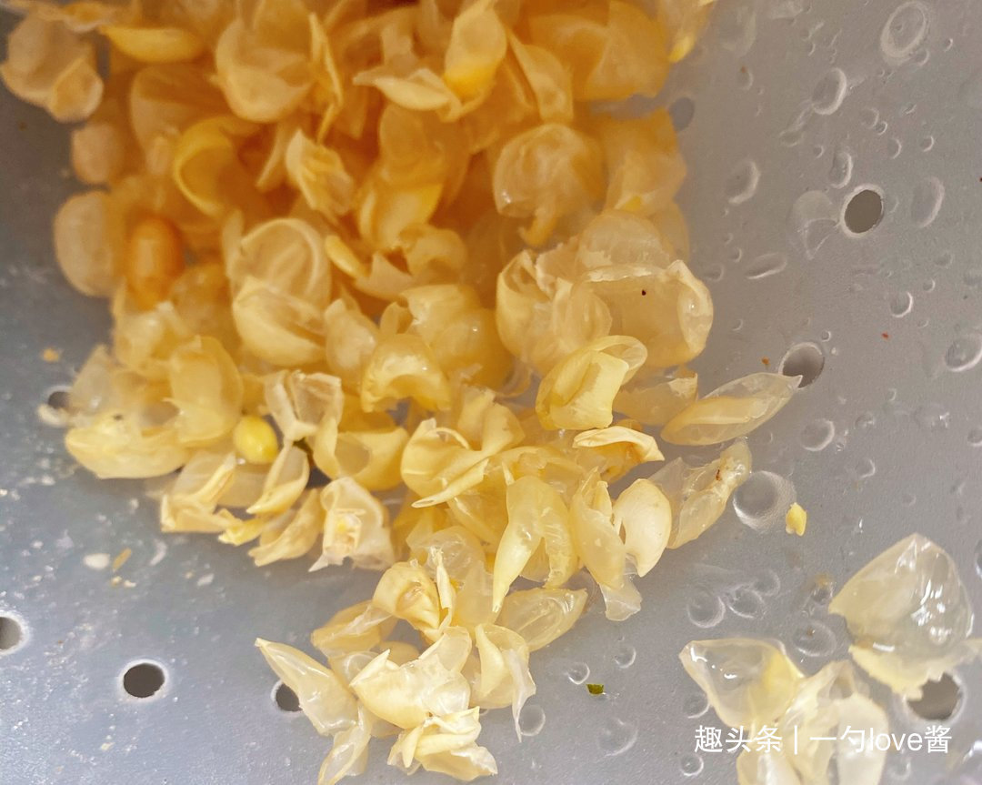 打豆浆时，黄豆泡好后别直接打，多加1步，豆浆细腻丝滑香味更浓