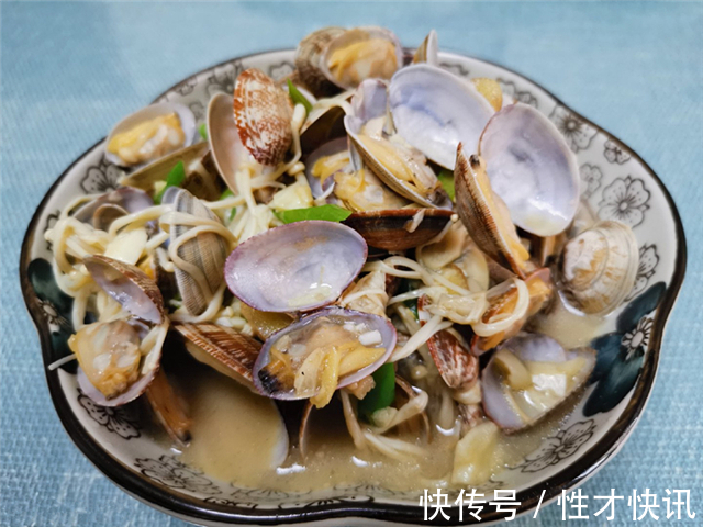第一次陪男友回家，准婆婆特意下厨招待，上桌后公婆却要出去吃！