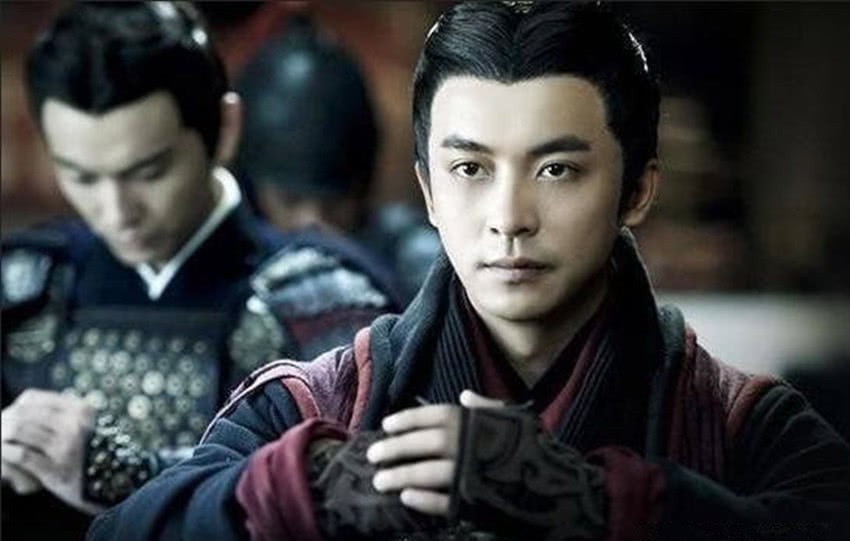 阴丽华|藩王让术士给他看相,为何术士赶紧报告官府,他究竟看到什么