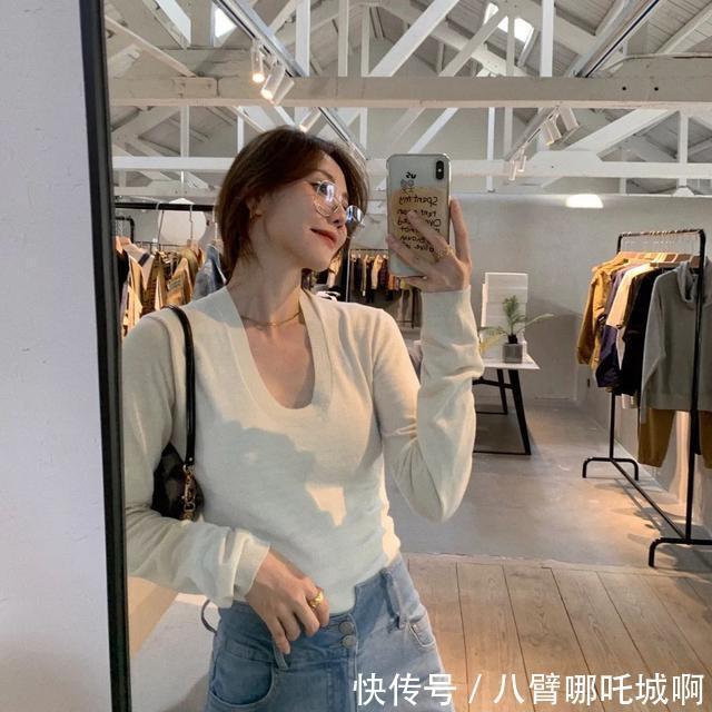 可盐可甜|可盐可甜的早秋搭配,针织衫让你全年美cry!