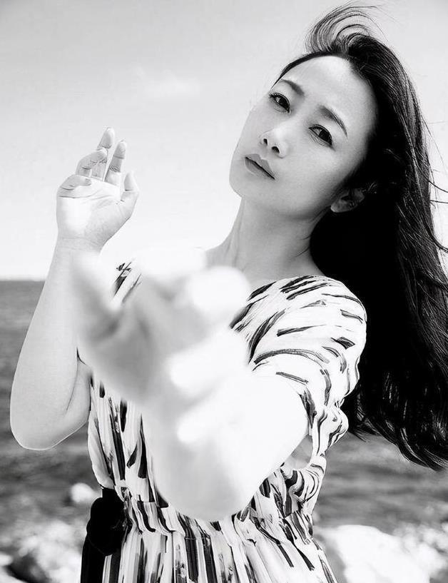 赵涛于1978年出生在山西太原,她从小学习的是中国古典舞蹈 ,但是她却