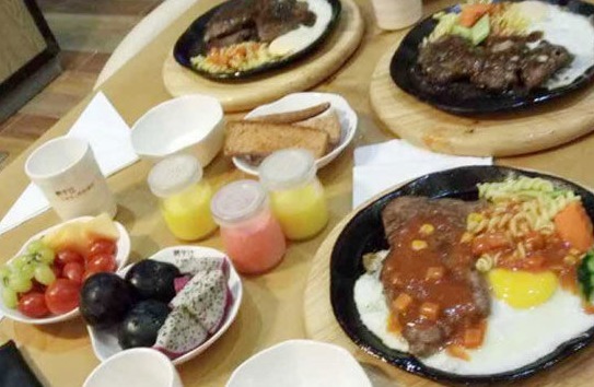 头晕头痛|血糖高的人，三种肉最好别碰，高血糖应该吃什么肉来了解下