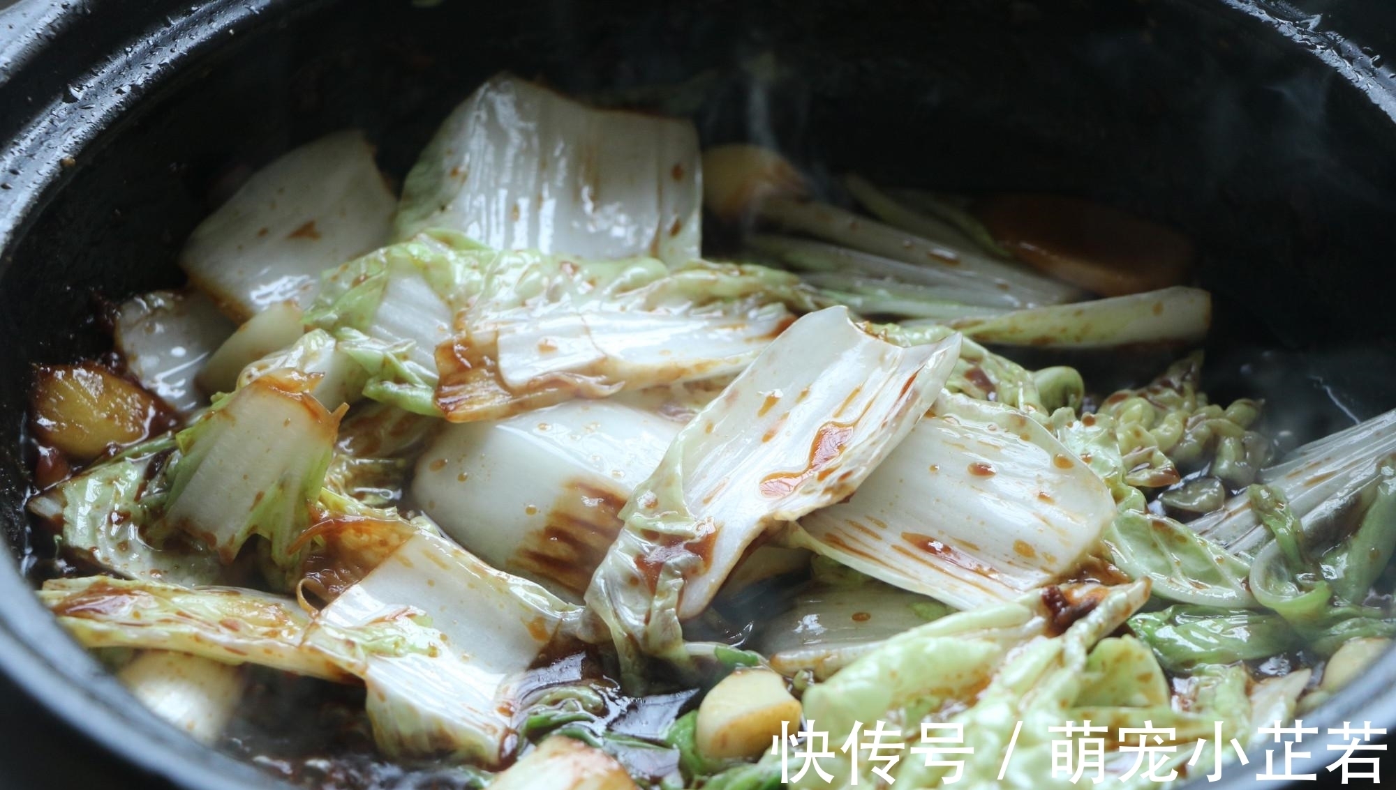 天冷了就爱这一锅炖菜，汤汁多好下饭，营养丰富，吃着全身暖和！