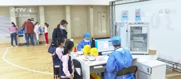 新冠肺炎|今冬明春可能存在流感和新冠叠加流行风险 应尽早识别精准治疗