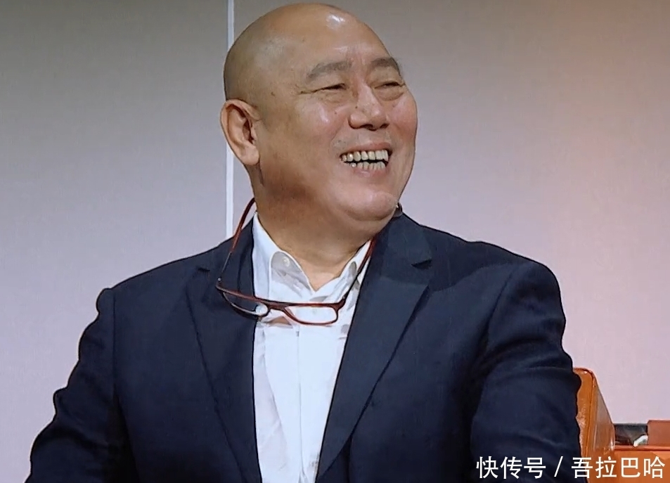 变脸|演员2:被尔冬升邀请同看《小时代》李诚儒乐了,郭敬明瞬间变脸