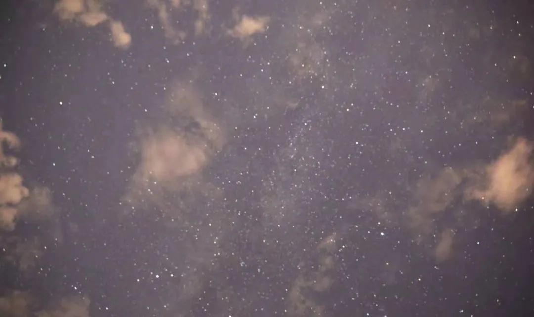 大海 宝，我今天去看海了 ——什么海？缙云的星辰大海！