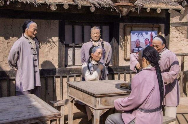 留发|清朝人的“辫子”到底有多脏？说出来你可能不信，有的人一年不洗