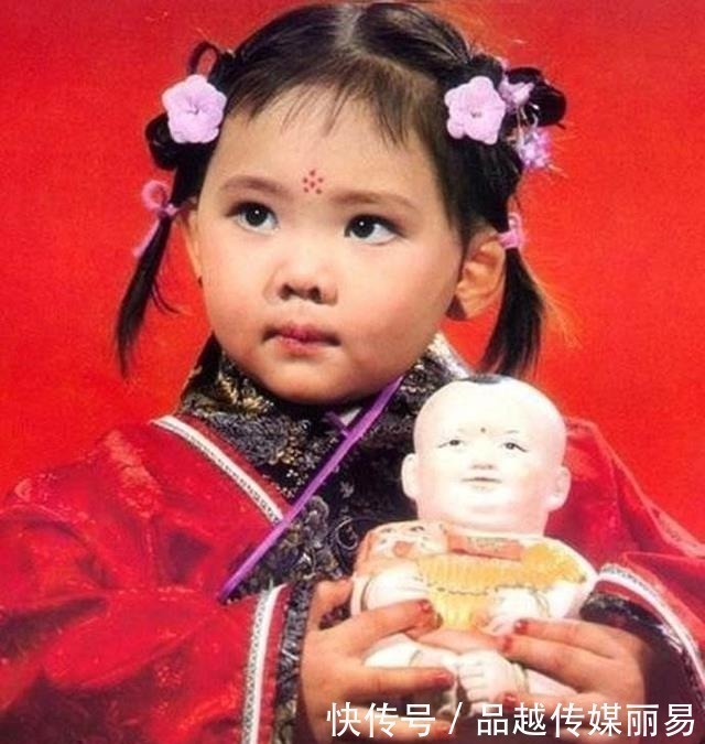 高鹗$《红楼梦》流落烟花巷的巧姐,刘姥姥为何“忍耻”招了巧姐?