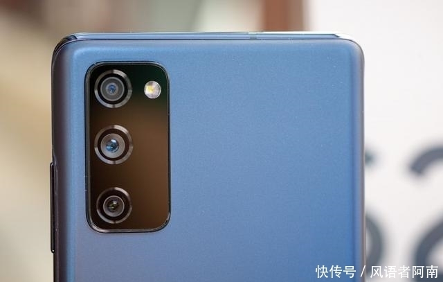 IP68|发布不到一个月下跌1000元,128GB+IP68,120Hz高刷旗舰一降再降