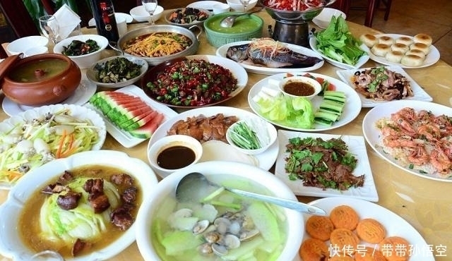 高热量|日本人请吃饭,美国人请吃饭,中国人请吃饭,差距真大