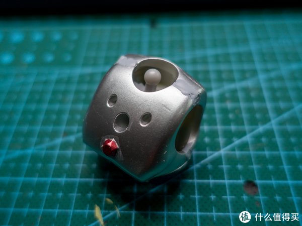 披风|玩物不丧志 篇三十七：抑制不住的王霸之气！国产act奥特之王改造秀