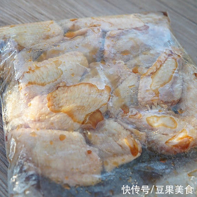 一滴油都不加蚝油鸡翅的做法