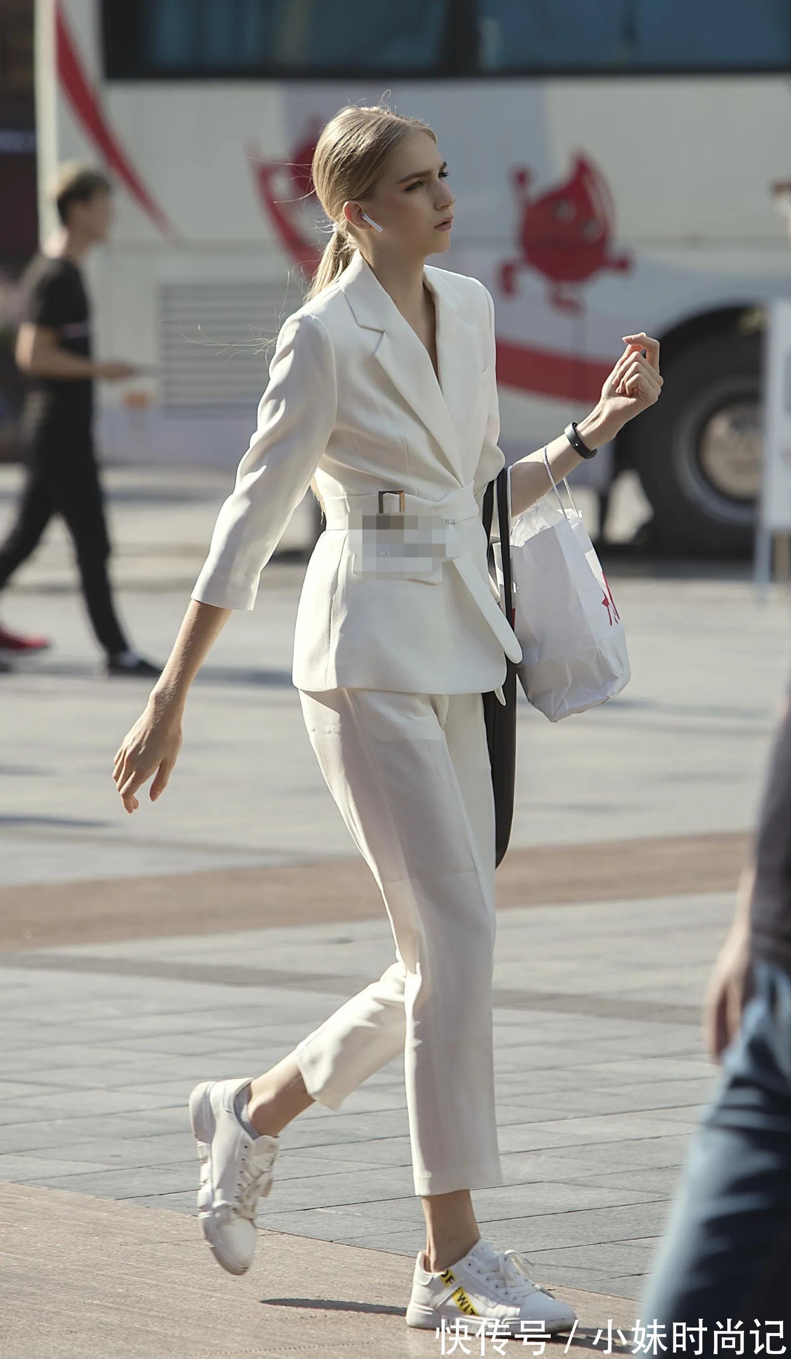 搭配|街拍:街拍搭配参考西装篇2021一一帅气又时尚 ???