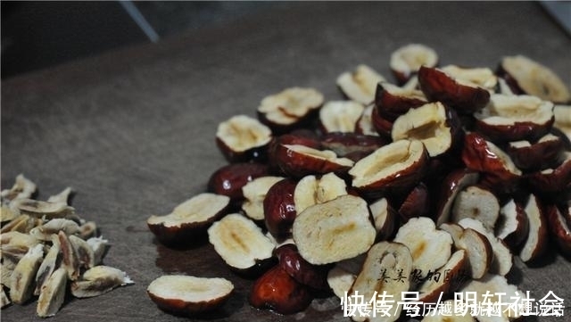 家娃|早餐吃它,胜过10个肉包子!一拌一煎就上桌,焦香好消化!