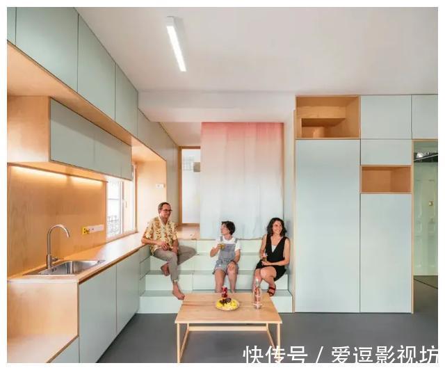 橱柜|层高3米的小宅，硬是装成了“两层”用，33㎡居住一家三口不拥挤！