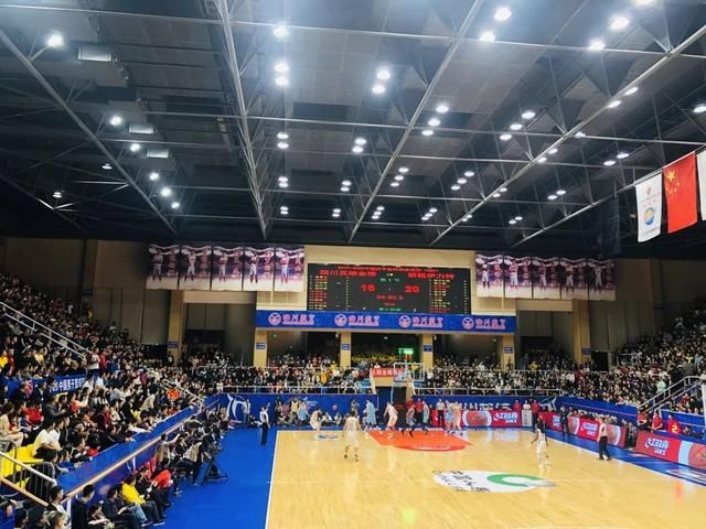  /p> p>cba联赛 /p> p>11月2日晚 /p> p>在温江区体育馆开赛啦~ /p> p