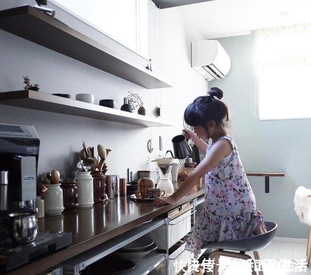 收纳|她家的厨房,井井有条,每个家居细节都处理得细致周到,受益匪浅!