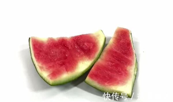 西瓜皮上滴点洗洁精，解决了家家户户夏天的烦恼，现在知道还不晚