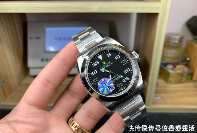 空霸|劳力士真的每一款带有绿色的腕表都火了,先是劳力士,后是它