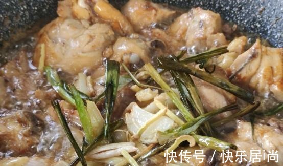 这是一道粤菜，食材简单，但是特别下饭！