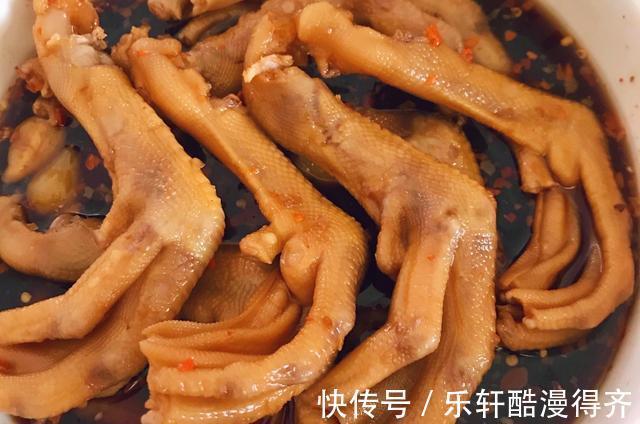 失误|泡椒鸭爪零失误做法分享 酸辣脆爽舌尖上的美味