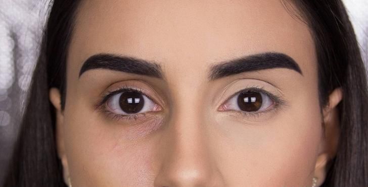 遮瑕膏|在化妆的时候 大多数女性都犯过的10个错误