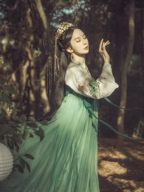 盘点那些被“山”到烂大街的汉服，来看看你踩雷了吗？