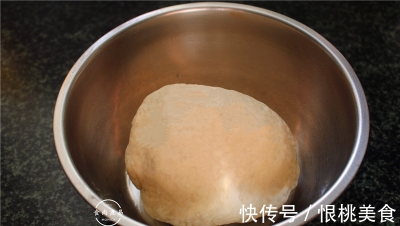 面包|发面饼新做法，低糖又简单，暄软蓬松有嚼劲，比面包还好吃