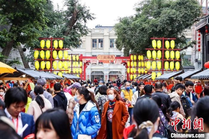 南宁三街|广西南宁三街两巷仓西门揭幕 重现宋城国风盛景