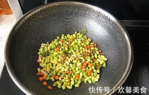 绿色安全食品|毛豆还只会水煮?照此做5分钟上桌,鲜香开胃又下饭,好吃到撑