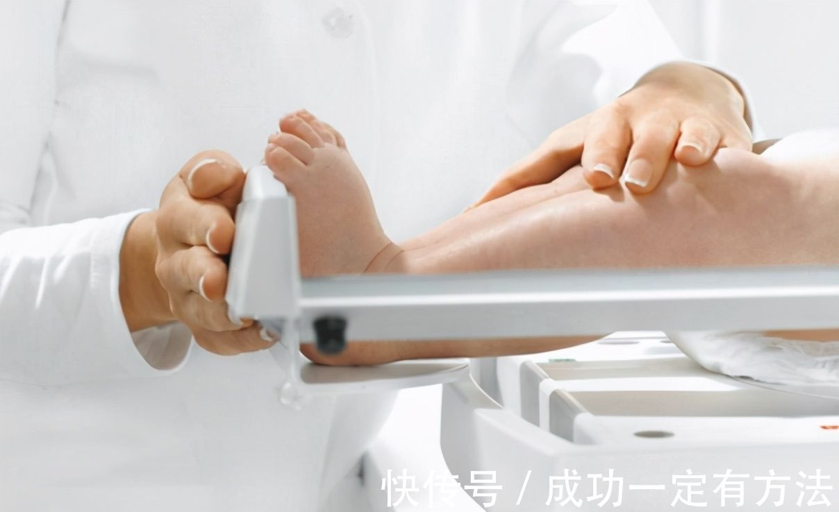 护理|出生只有25厘米，被诊断活不到1岁的拇指姑娘，现在怎样了