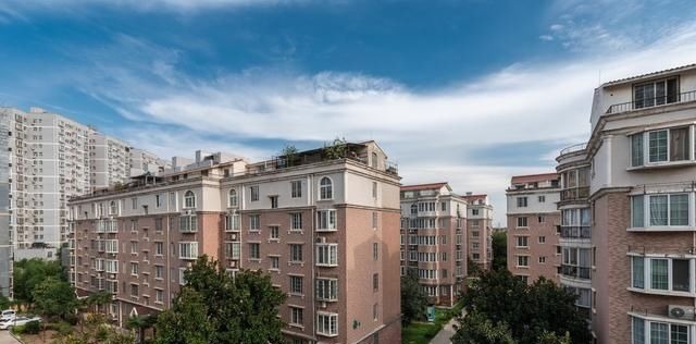 安居客|买房选几楼建筑学家直言一栋楼不管有几层,建议避开这“三层”