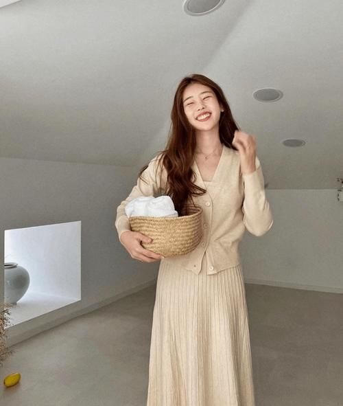 把裤子脱了 ！早春巨撩的18条裙子，美到犯规 ！