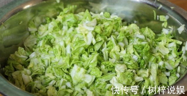 包子|11岁就开始蒸包子的我,从发面到调馅,详细讲解做法,一次就会!