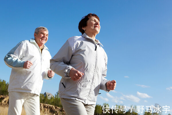 高强度|多坐1小时,少活22分钟!世卫组织:不同年龄这么运动,能延寿