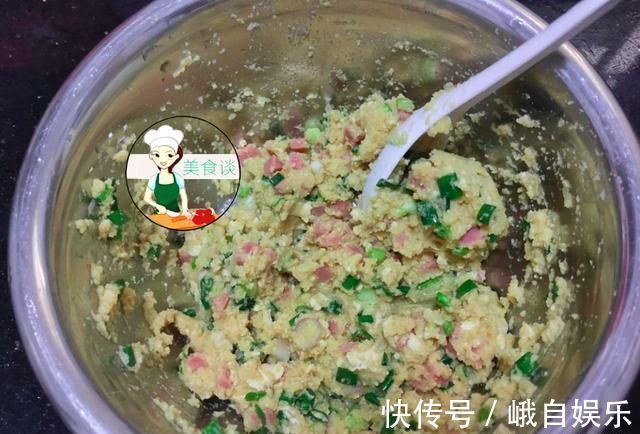 鲜香|这食材常被扔掉，怪可惜的，用来做早餐饼，鲜香营养，孩子抢着吃