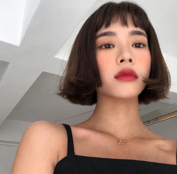 发量少发际线高的女生,赶紧试试这几款刘海!