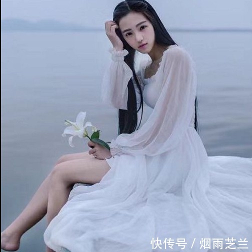 |如何哄女孩子开心的套路,逗女生开心的幽默套路送给你