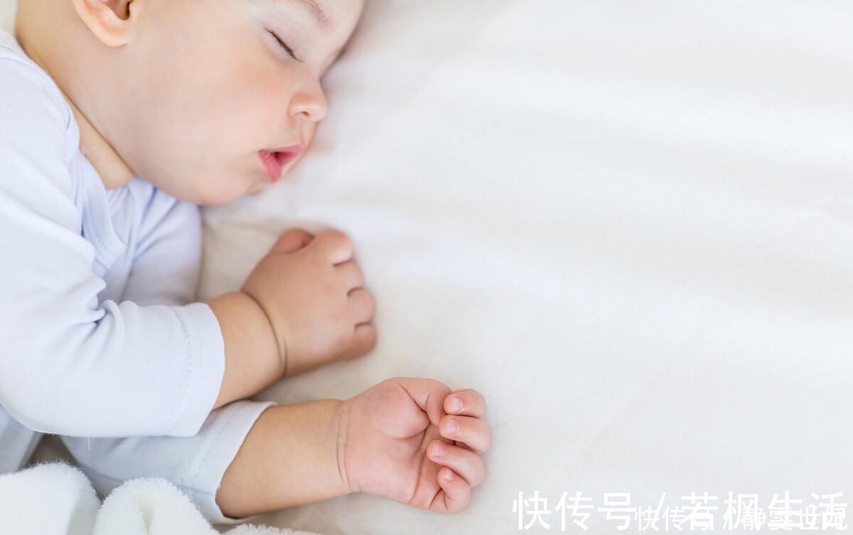 尿不湿|如何培养宝宝睡整觉?尝试3个方法 有立竿见影的效果