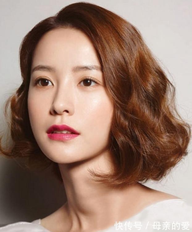 腮红|韩系少女妆容怎么打造?学会这些化妆技巧,再也不发愁了