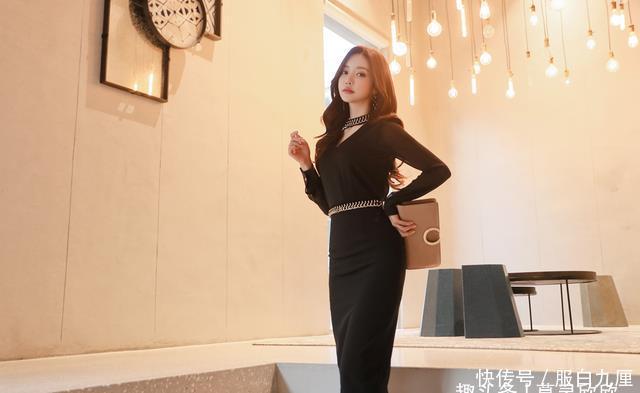 孙允珠多彩裙装,职场裙装与晚会礼裙,时尚与性感兼顾