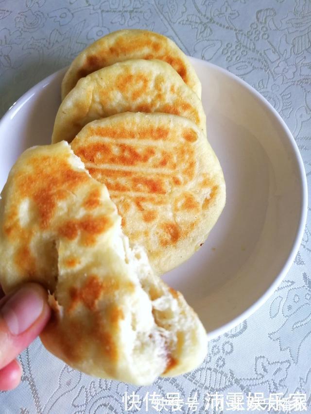做法|又酥又软的油酥饼，咬一口好香啊，吃一次还想吃，做法真的好简单