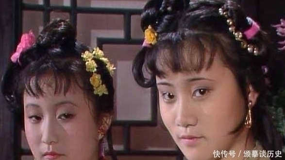 贾宝玉!金钏儿不过是被撵,为何非要跳井?你看她从前干了什么!