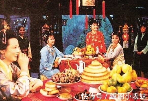 曹雪芹#四大名著之首的《红楼梦》,作者争议不断,曹雪芹原是考证出来的