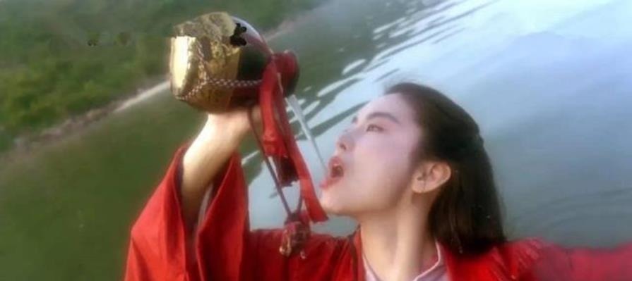 纪晓岚#乾隆出一上联：一来二往三杯不醉，下联太狂完全不给皇帝面子！