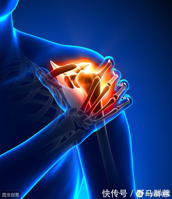 健身|健身时肩膀痛了怎么办?别“病急乱投医”,可以试试这些方法